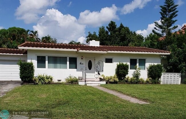 Photo - 283 Imperial Ln