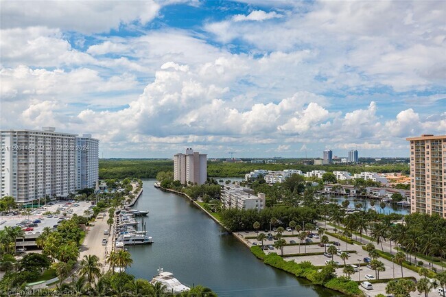 Building Photo - 15811 Collins Ave Unit 1105 Rental