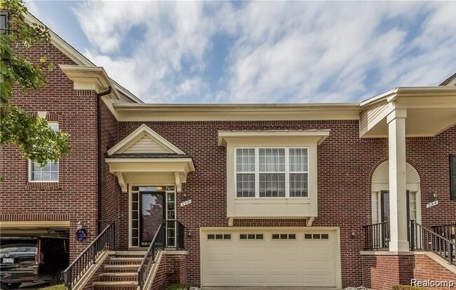 Photo - 758 Sandalwood Dr