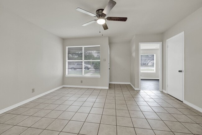 Photo - 334/336 Craddock Unit 334