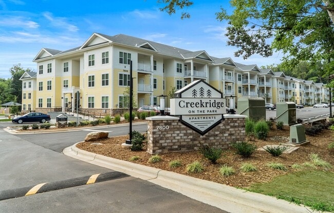 Building Photo - Creekridge on the Park Rental