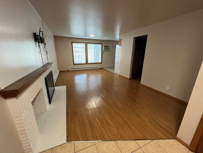 518 Apartments