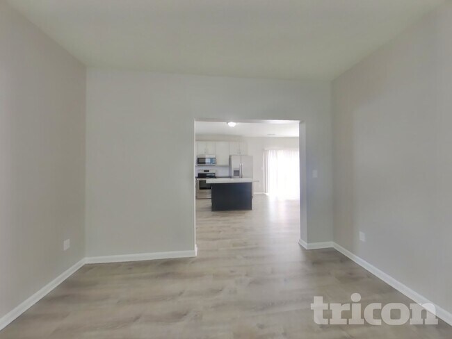 Photo - 176 Heartwood Hill
