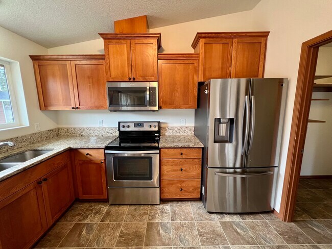 Photo - 293 Sowell Dr