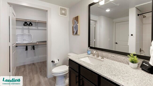 Photo - 3351 Walton Dr Unidad 4211