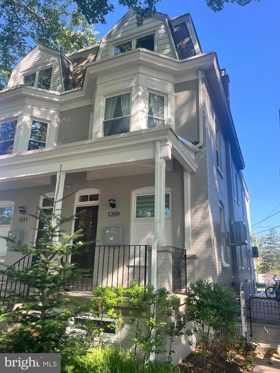 1209 Penn Ave Unit 1