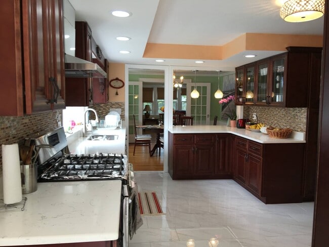 Kitchen - 340 Common St Unit 2