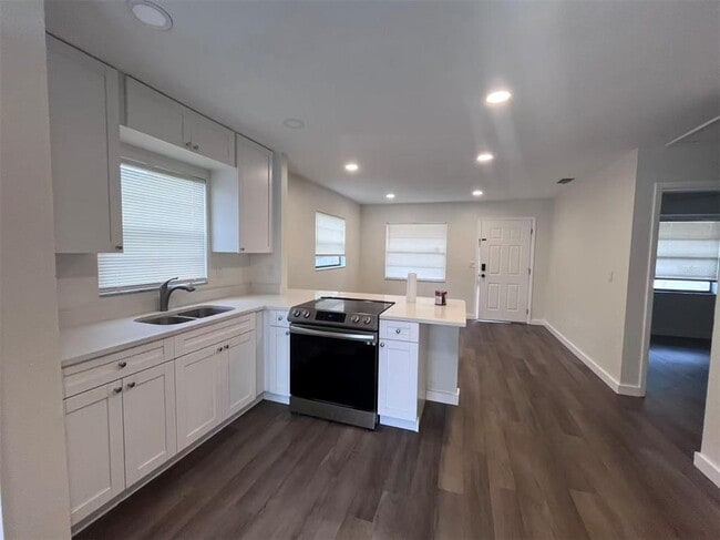 Photo - 1016 9th Ave NW