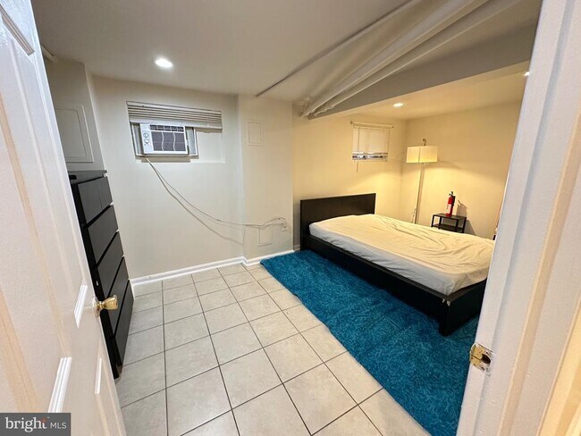 Photo - 3626 12th St NE