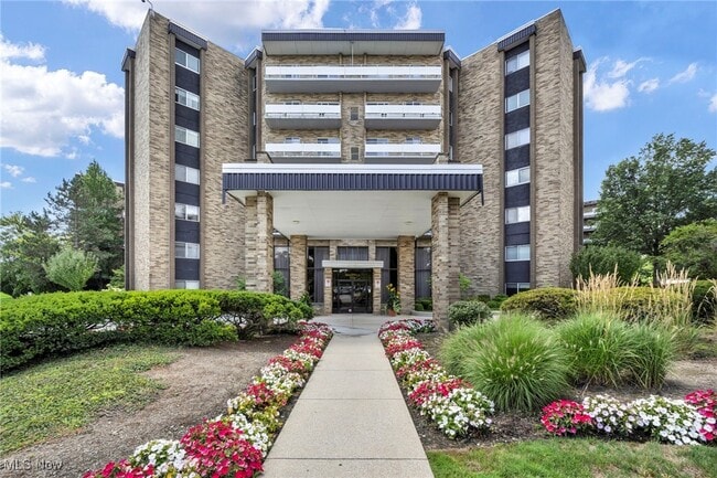 Building Photo - 2202 Acacia Park Dr Unit 2315 Rental