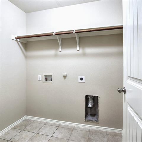 Photo - 1340 Levi Ln