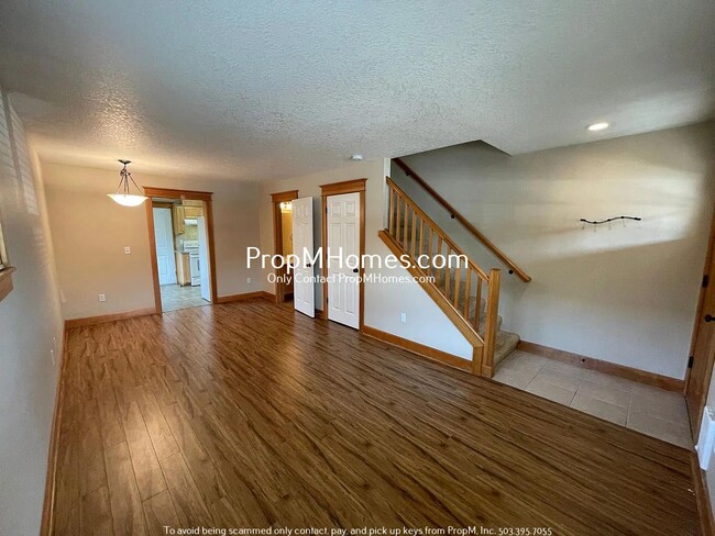 Photo - 2507 E Burnside St Unidad 2507 E Burnside Street  B