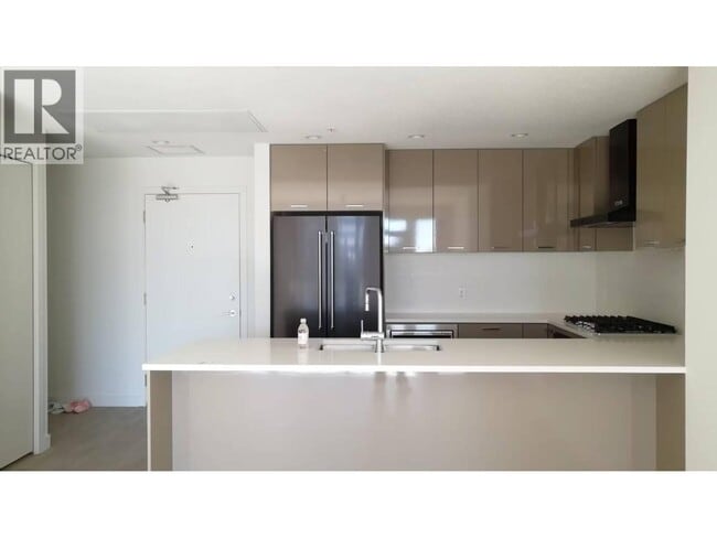 Photo - 3581 Ross Drive Unit 316