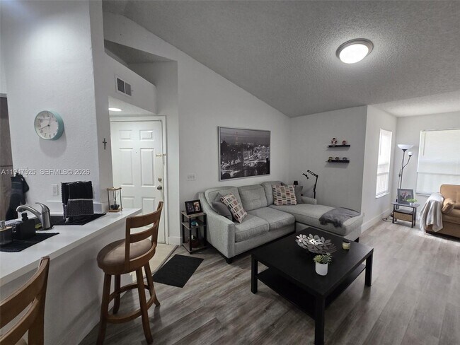 Photo - 12840 Vista Isles Dr Unit 622