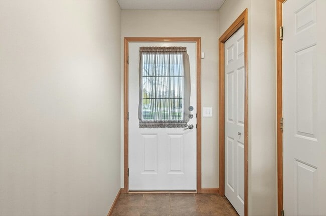 Photo - 7104 Merrimac Ln N