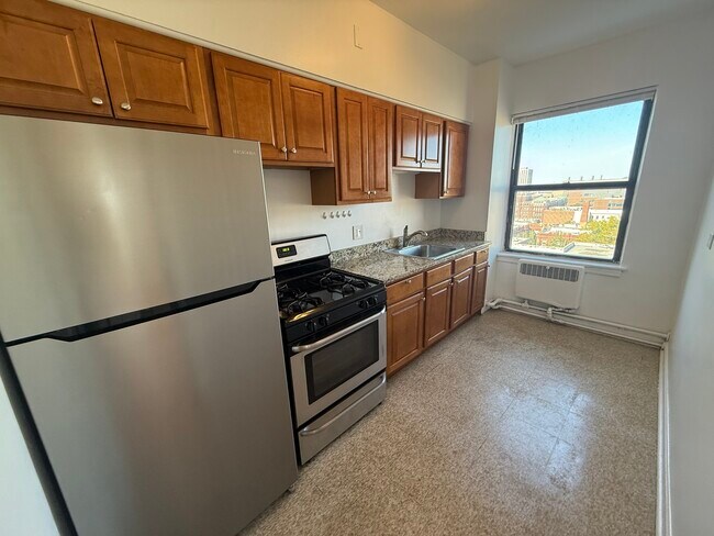 Photo - 6230 N Kenmore Ave Unidad 1607