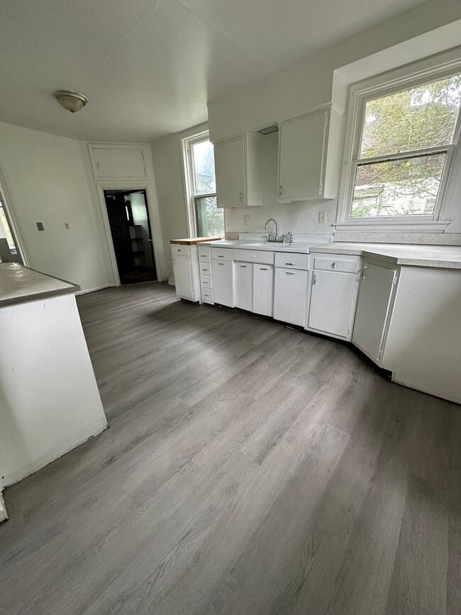 Photo - 1405 Belleview Blvd