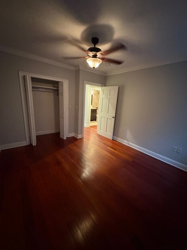 Photo - 106 E Brookline St Unit 1