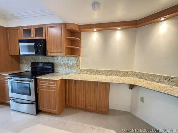 Photo - 21085 NE 34th Ave Unit 404-1