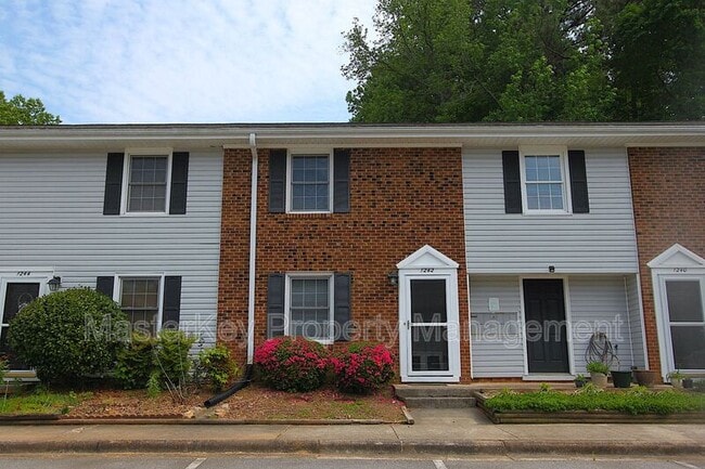 Photo - 1242 Donaldson Ct Townhome