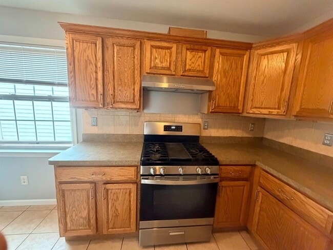 Photo - 143 W 1st St Unit 2