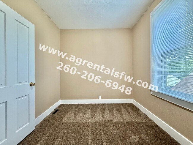 2016 Phenie St Unit 201