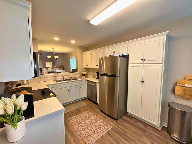 Photo - 416 Andover Dr
