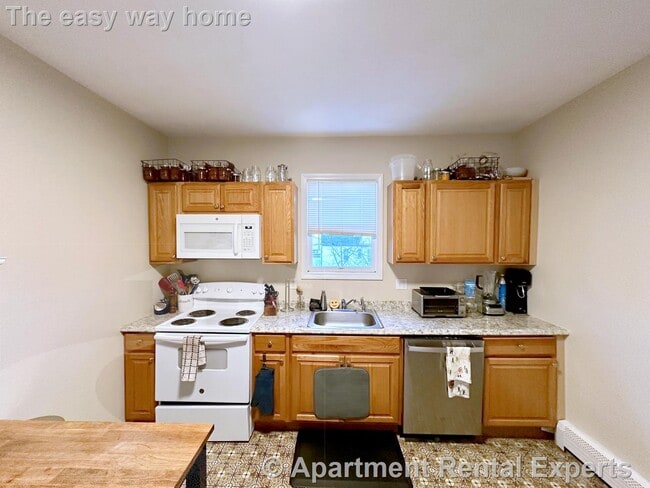 Photo - 714 Broadway Unit #3