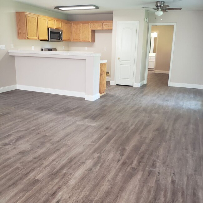 Photo - 11808 Cedar Bluff Ave