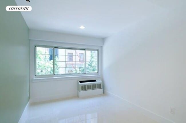 Photo - 207 W 115th St