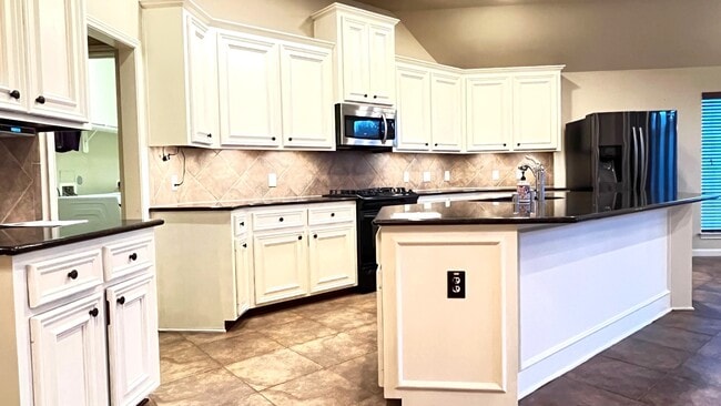 Building Photo - 27926 Barberry Banks Ln