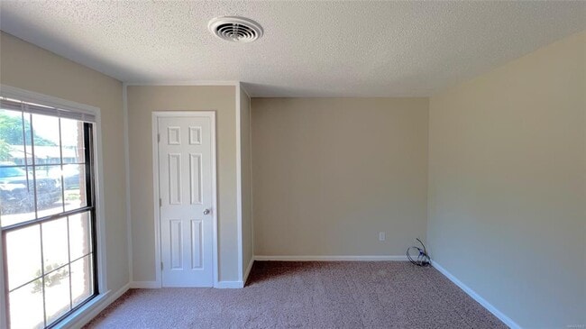 Photo - 418 Stroll Dr