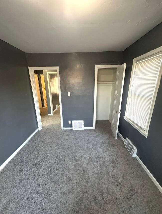 Photo - 15714 Novara St