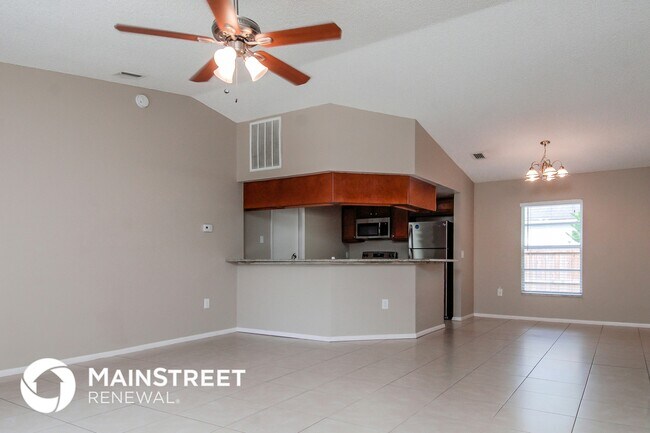 Photo - 4739 Whiteway Dr