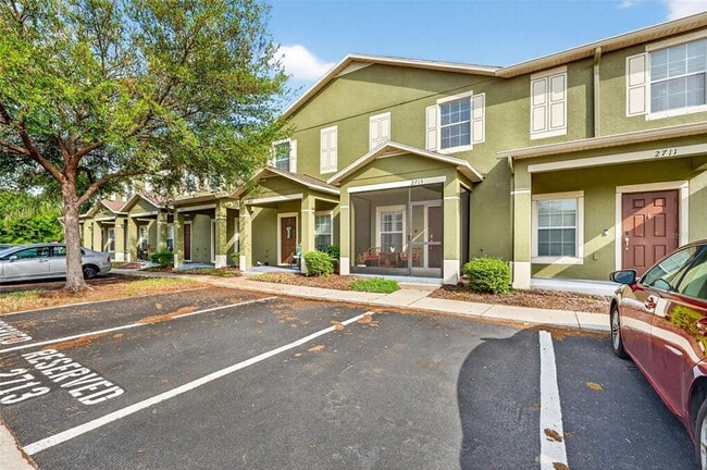 Building Photo - 2713 Lantern Hill Ave