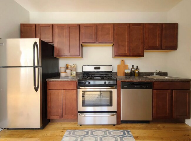 Photo - 951 W Cornelia Ave Unidad B1