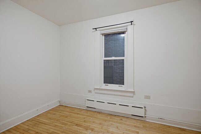 Photo - 1843 N Bissell St Unit G