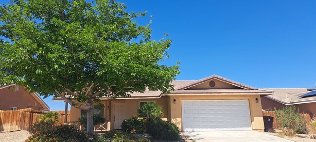 3 Bedroom in Turtle Rock Complex - 3 Bedroom in Turtle Rock Complex House