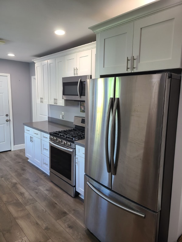 Photo - 550 Brown St