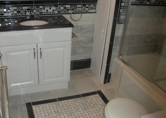 Photo - 3 Foster St Unit 1R