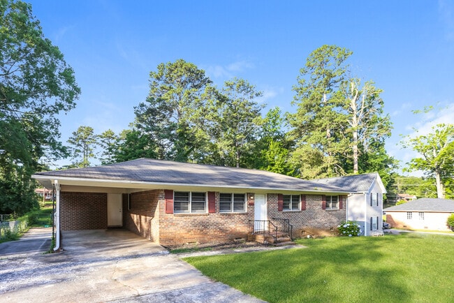 Photo - 1320 N Cherokee Ave