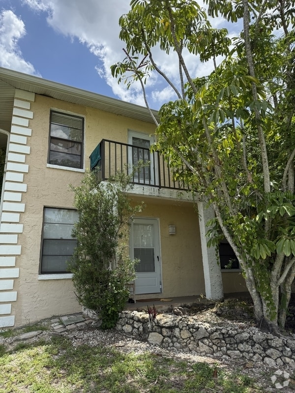 Building Photo - 3806 Guilford Rd Rental