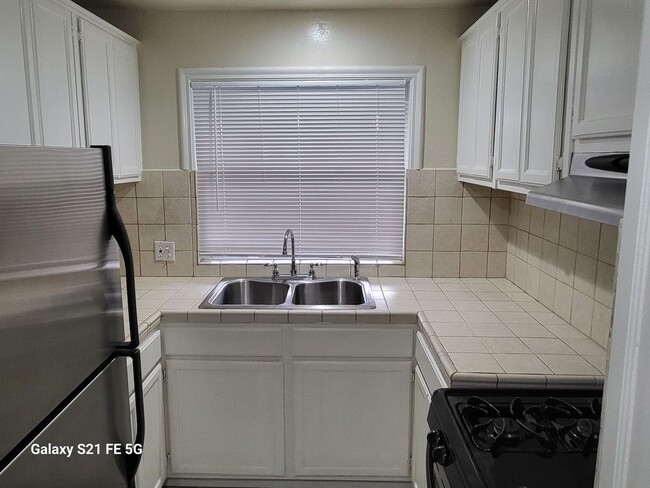 Photo - 2100 Cabrillo Ave Unit 2106