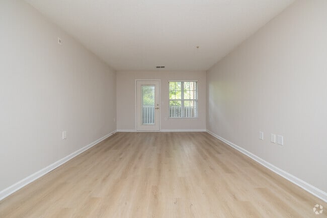 2BR, 2BA - 1,109SF - Living Room