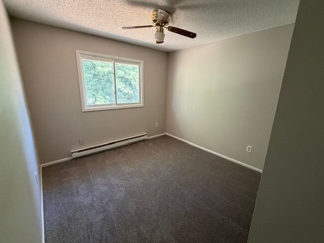 Photo - Mid Town 4 Bedroom!