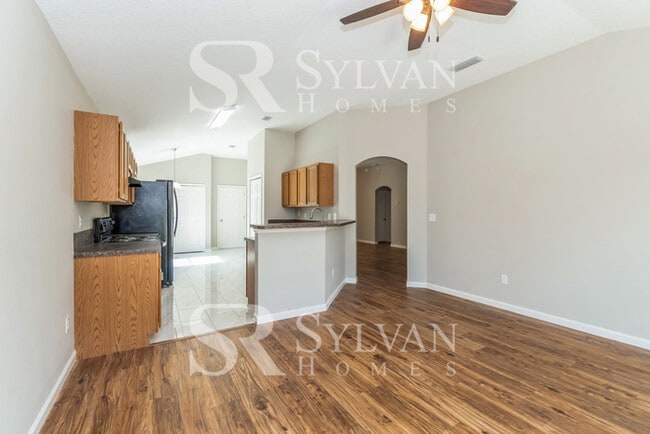 Photo - Don't miss out on this lovely 3BR 2BA home