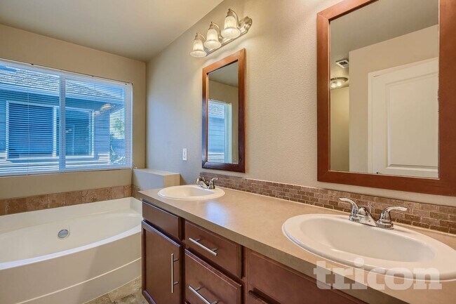 Photo - 20615 7th Ave Ct E