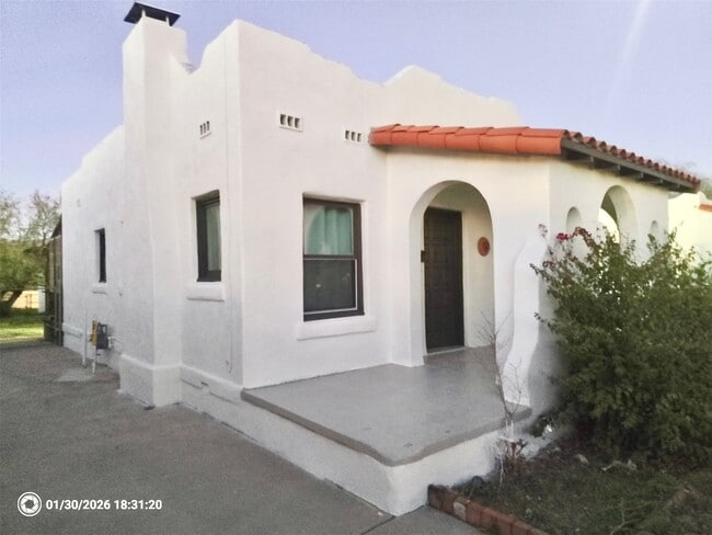 Photo - 2409 E Mabel St