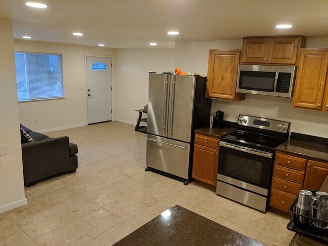 Photo - 6001 6th Ave SE