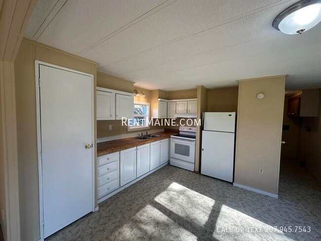 329 Corinth Rd